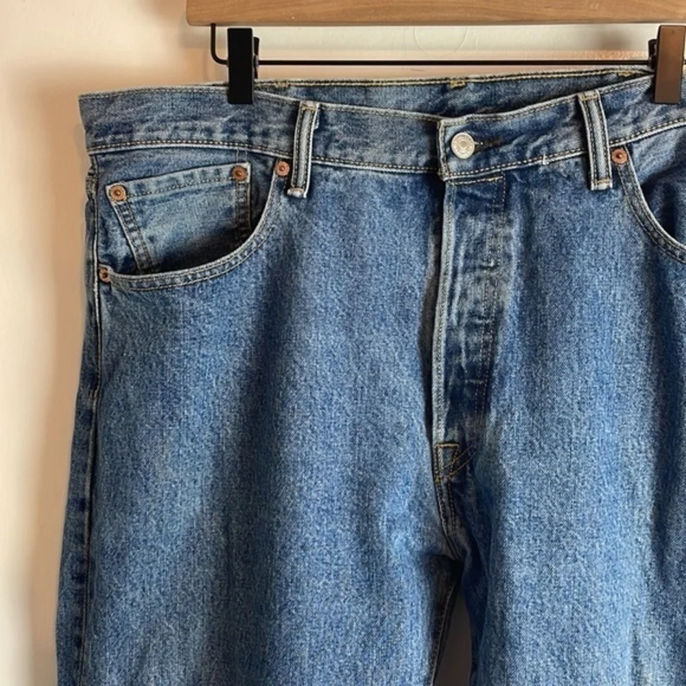 Levi’s 501 Classic Straight Leg Button Fly Jean 38W 30L
